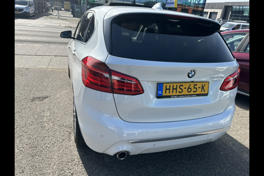 BMW 2 Serie Active Tourer 225xe iPerformance Panodak Leder