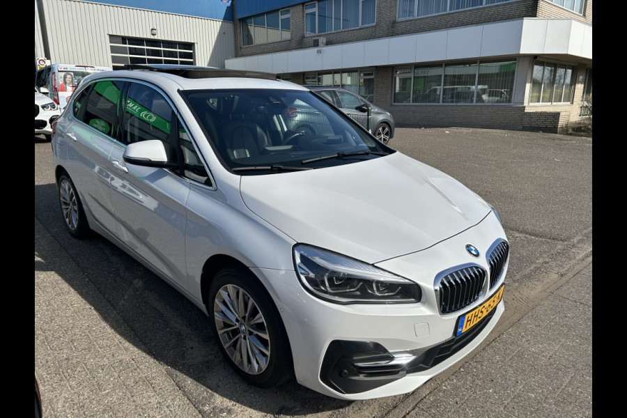 BMW 2 Serie Active Tourer 225xe iPerformance Panodak Leder