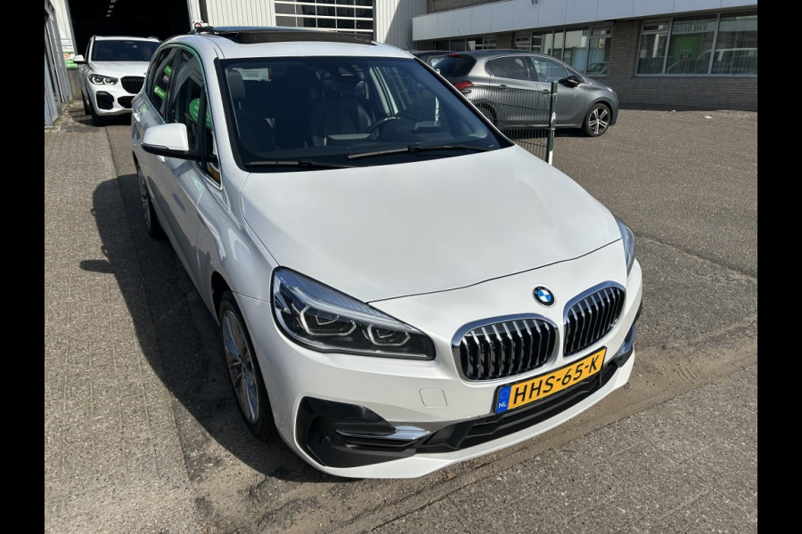 BMW 2 Serie Active Tourer 225xe iPerformance Panodak Leder
