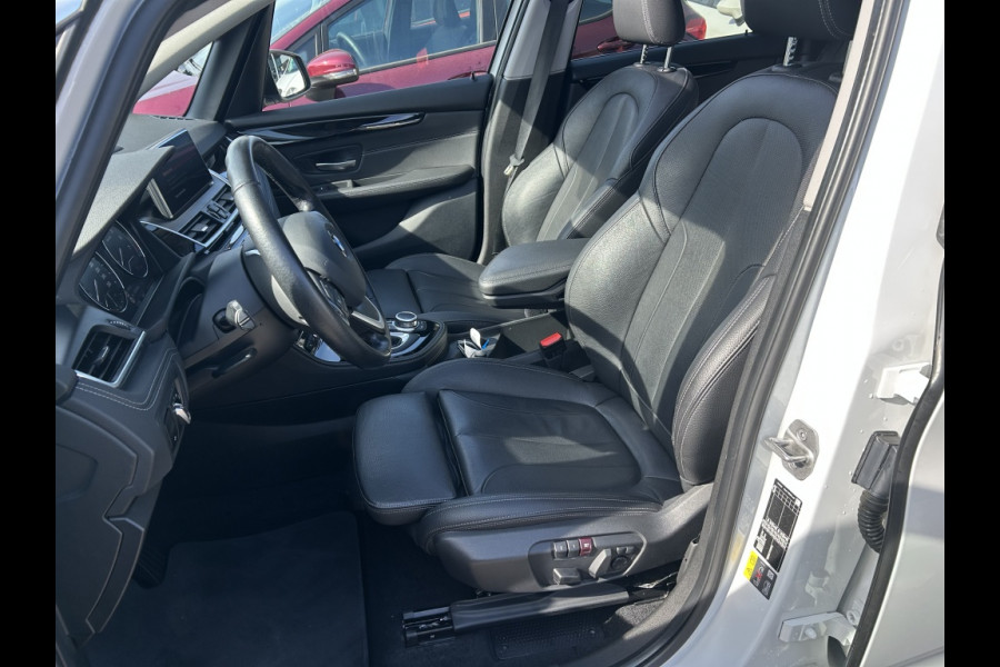 BMW 2 Serie Active Tourer 225xe iPerformance Panodak Leder