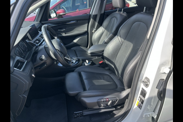 BMW 2 Serie Active Tourer 225xe iPerformance Panodak Leder
