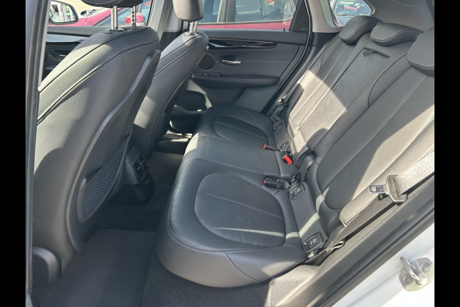 BMW 2 Serie Active Tourer 225xe iPerformance Panodak Leder