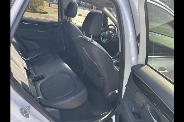 BMW 2 Serie Active Tourer 225xe iPerformance Panodak Leder