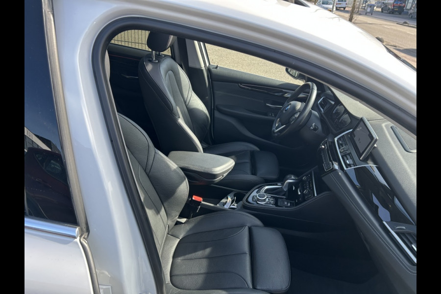 BMW 2 Serie Active Tourer 225xe iPerformance Panodak Leder
