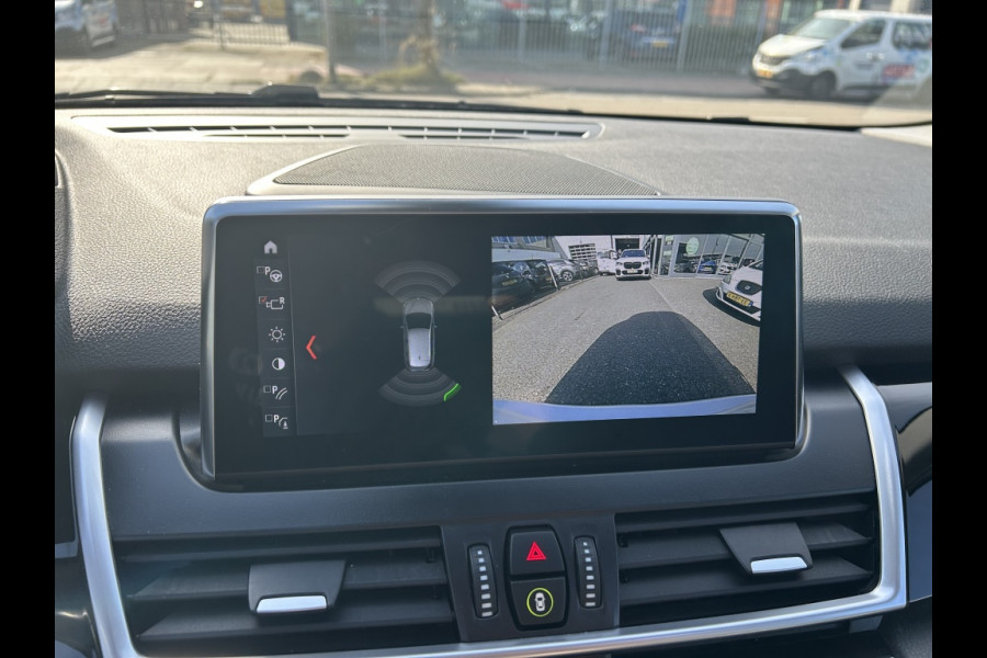 BMW 2 Serie Active Tourer 225xe iPerformance Panodak Leder
