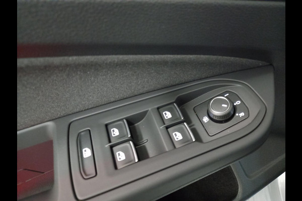 Volkswagen Golf 1.5 eTSI 150pk Style | Navigatie | DAB | Camera | Lane Assist | LED | Adaptive Cruise Control | Keyless Go | Stoelverwarming |