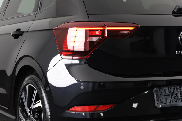 Volkswagen Polo 1.0 TSI R-Line 110 pk Automaat (DSG) | Navigatie via App | Parkeersensoren (Park assist) | Adaptieve cruise control | Autom. airco | Stoelverwarming | LED koplampen |