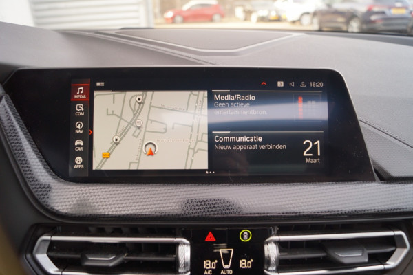 BMW 1-serie 118i 136pk Automaat High Executive -PANO-NAVI-ECC-