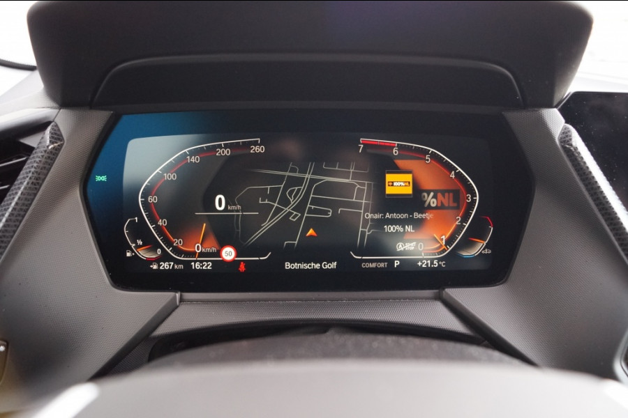 BMW 1-serie 118i 136pk Automaat High Executive -PANO-NAVI-ECC-