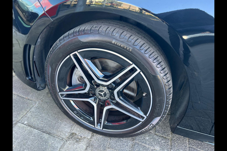 Mercedes-Benz A-Klasse 250 e Business AMG/ Panorama/Night pakket