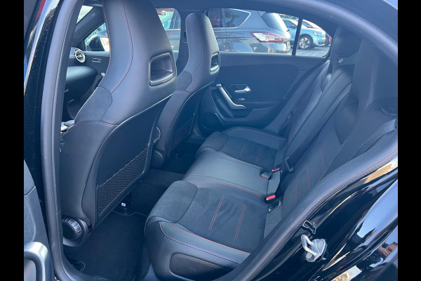 Mercedes-Benz A-Klasse 250 e Business AMG/ Panorama/Night pakket