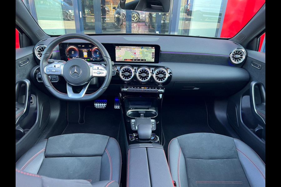 Mercedes-Benz A-Klasse 250 e Business AMG/ Panorama/Night pakket