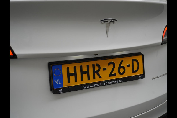 Tesla Model Y Long Range Dual AWD 78.1 kWh VAN: € 43.900,- VOOR: € 39.877,- UW LENTEVOORDEEL: € 4.023,- | AUTOPILOT | UNIEKE KM STAND! | TESLA GARANTIE T/M 9-2026