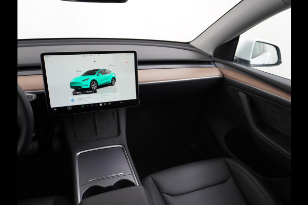 Tesla Model Y Long Range Dual AWD 78.1 kWh VAN: € 43.900,- VOOR: € 39.877,- UW LENTEVOORDEEL: € 4.023,- | AUTOPILOT | UNIEKE KM STAND! | TESLA GARANTIE T/M 9-2026