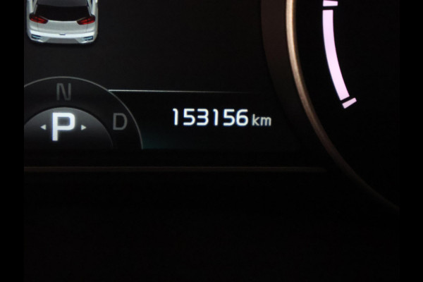 Kia e-Niro ExecutiveLine 64 kWh 400 km. actieradius! | Navigatie | Lederen bekleding |