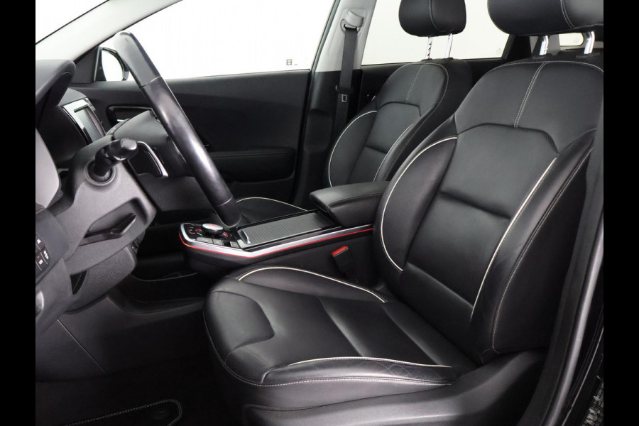 Kia e-Niro ExecutiveLine 64 kWh 400 km. actieradius! | Navigatie | Lederen bekleding |