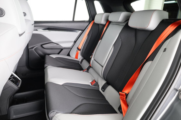 Škoda Elroq 60 Business Edition 204 pk | Business upgrade pakket MAXX | Lodge interieur
