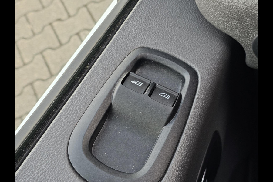 Ford Transit 350 2.0 TDCi 350 L2 | Open laadbak | Airco | Cruise control | Aluminium laadbak breed | Reservewiel | Voorruitverwarming | Bijrijdersbank | 3-zits