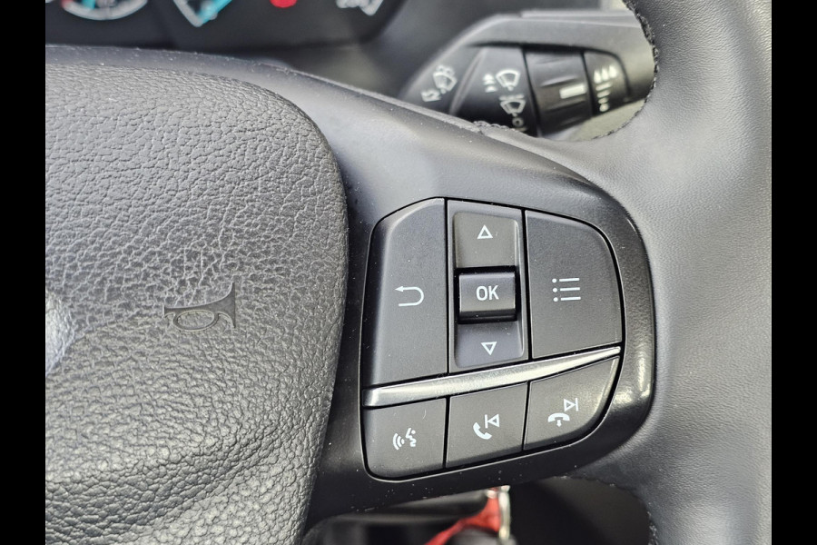 Ford Transit 350 2.0 TDCi 350 L2 | Open laadbak | Airco | Cruise control | Aluminium laadbak breed | Reservewiel | Voorruitverwarming | Bijrijdersbank | 3-zits
