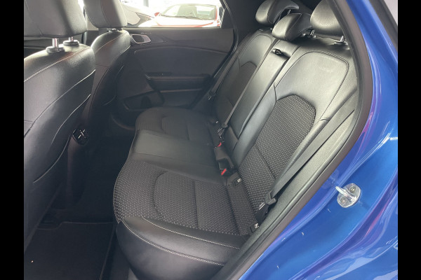 Kia Xceed 1.0 T-GDi DynamicPlusLine Climate control - Cruise control - Park. sensoren A - Navi full map - A-uitrijcamera - MFL-Stuurwiel - Led verlichting - Mistlampen - LMV 18" - Spiegels E-V+VW - V-Stoelen VW - Bluetooth