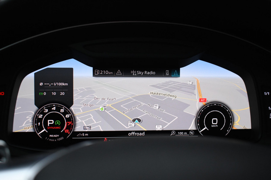 Audi RS6 Avant 4.0 TFSI quattro DynPlus Pano Nardo Design Sportuitl 4WS HUD ACC 22"