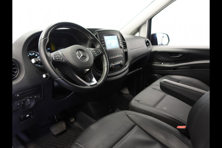 Mercedes-Benz Vito 114 CDI Lang Automaat Airco Cruise Control Camera Parkeersensoren Trekhaak