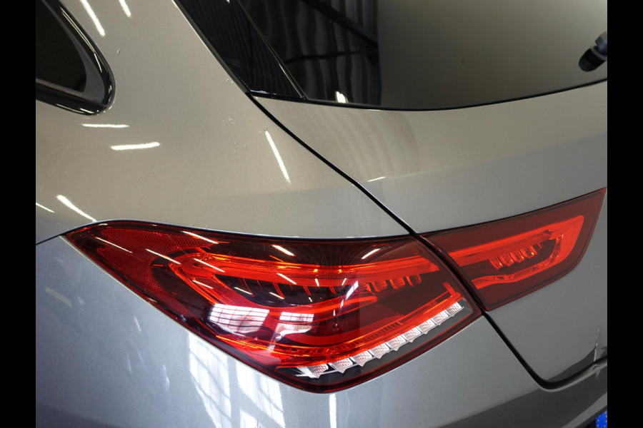 Mercedes-Benz CLA-Klasse Shooting Brake 200 Aut. DCT AMG Line Night Pakket Plus Pakket Ambiente Verlichting Leder Alcantara Trekhaak Full LED Navigatie PDC VA + Camera