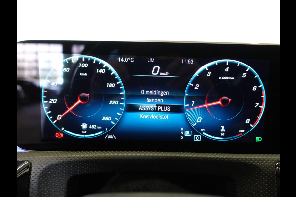 Mercedes-Benz CLA-Klasse Shooting Brake 200 Aut. DCT AMG Line Night Pakket Plus Pakket Ambiente Verlichting Leder Alcantara Trekhaak Full LED Navigatie PDC VA + Camera