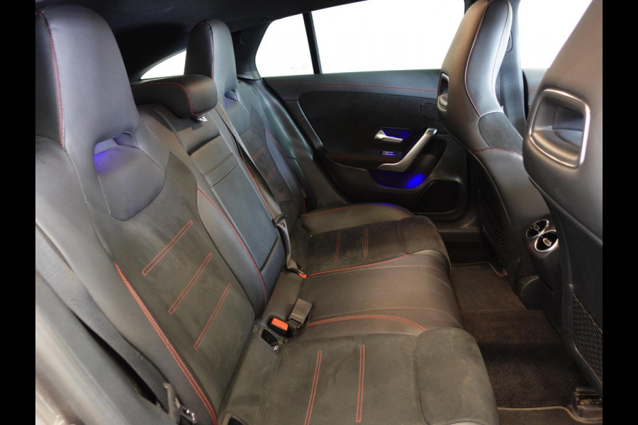 Mercedes-Benz CLA-Klasse Shooting Brake 200 Aut. DCT AMG Line Night Pakket Plus Pakket Ambiente Verlichting Leder Alcantara Trekhaak Full LED Navigatie PDC VA + Camera