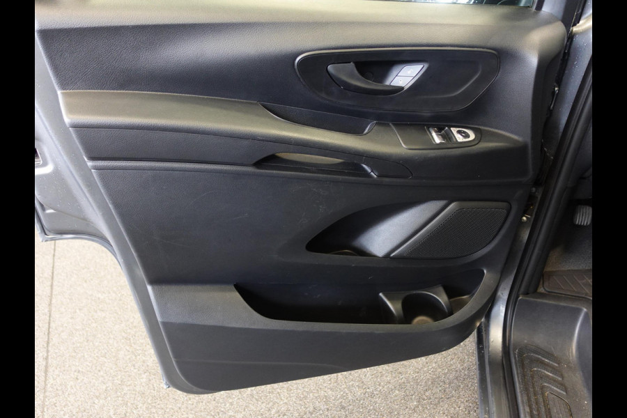 Mercedes-Benz Vito 114 CDI Lang Automaat Airco Cruise Control Camera Parkeersensoren Trekhaak