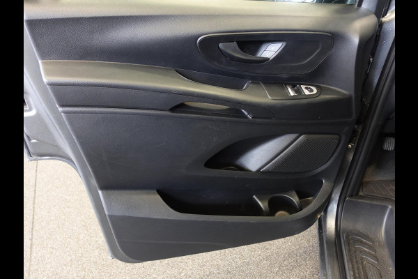 Mercedes-Benz Vito 114 CDI Lang Automaat Airco Cruise Control Camera Parkeersensoren Trekhaak