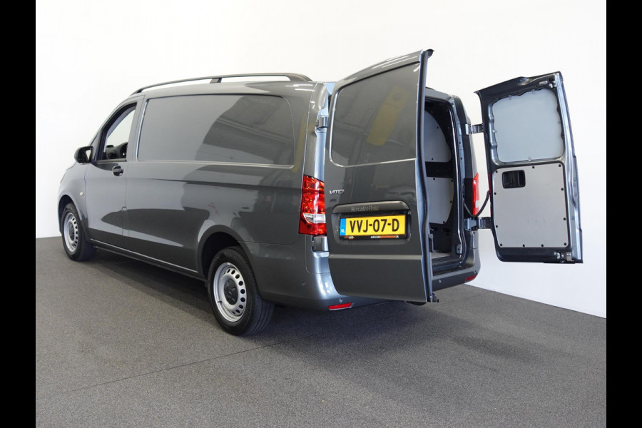 Mercedes-Benz Vito 114 CDI Lang Automaat Airco Cruise Control Camera Parkeersensoren Trekhaak