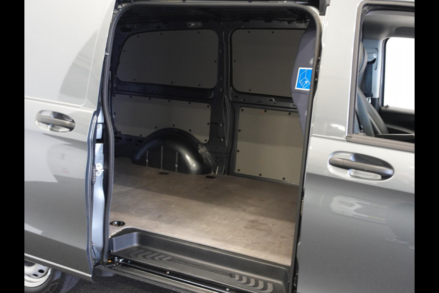 Mercedes-Benz Vito 114 CDI Lang Automaat Airco Cruise Control Camera Parkeersensoren Trekhaak