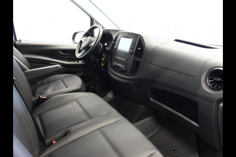 Mercedes-Benz Vito 114 CDI Lang Automaat Airco Cruise Control Camera Parkeersensoren Trekhaak