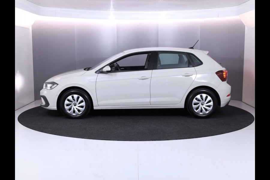 Volkswagen Polo 1.0 TSI Life 95 pk Automaat (DSG) | Navigatie via App | Parkeersensoren (Park assist) | Adaptieve cruise control | Stoelverwarming | LED koplampen | Dodehoek detectie |