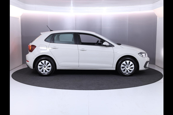 Volkswagen Polo 1.0 TSI Life 95 pk Automaat (DSG) | Navigatie via App | Parkeersensoren (Park assist) | Adaptieve cruise control | Stoelverwarming | LED koplampen | Dodehoek detectie |