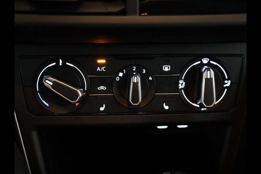 Volkswagen Polo 1.0 TSI Life 95 pk Automaat (DSG) | Navigatie via App | Parkeersensoren (Park assist) | Adaptieve cruise control | Stoelverwarming | LED koplampen | Dodehoek detectie |