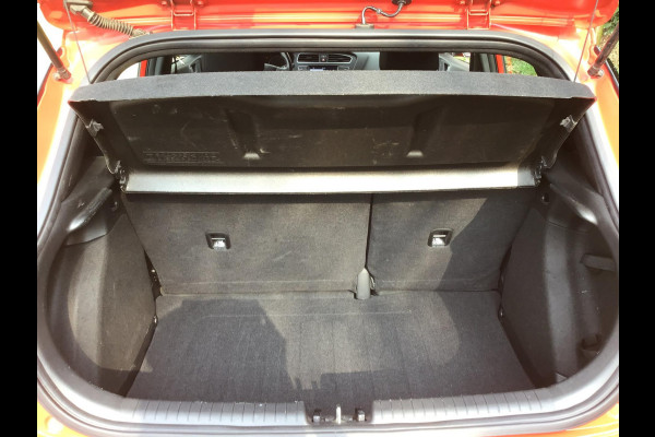 Hyundai i20 1.2 Business Editioen van 1e eigenaar/dealeronderhouden