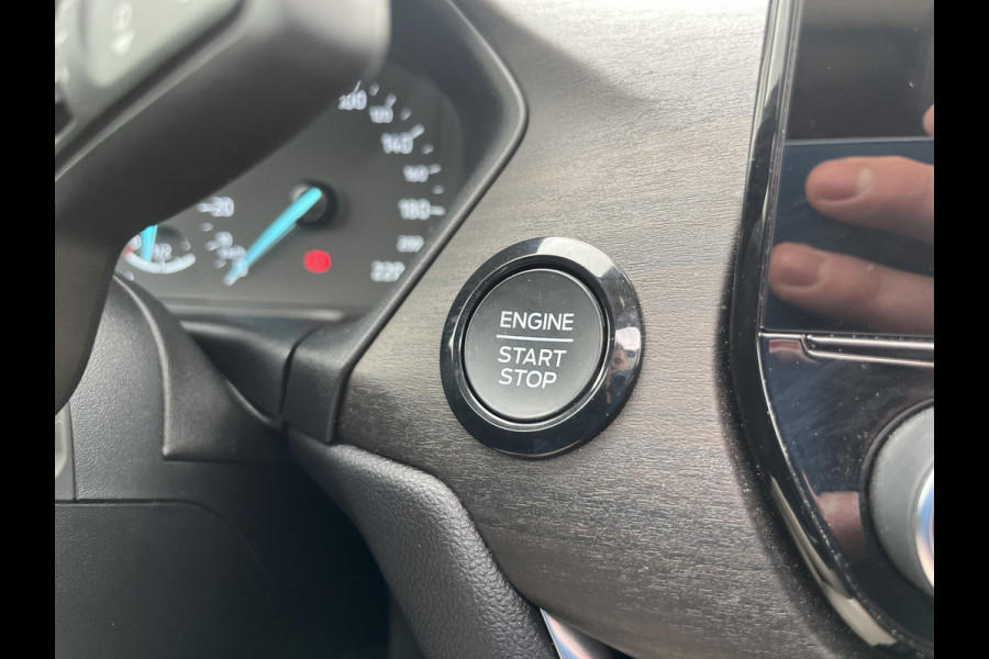 Ford Puma 1.0 EcoBoost Hybrid Titanium X | 155pk Automaat | Panoramadak | Adaptive cruise control | Winter-pack | Full-LED koplampen | Handsfree bedienbare achterklep | Dodehoeksensoren