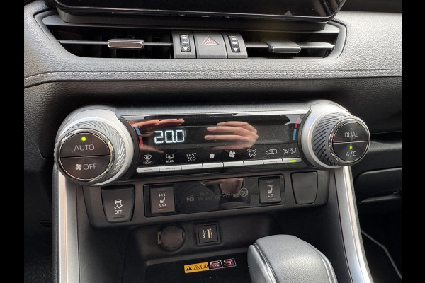 Toyota RAV4 2.5 Hybrid 222pk AWD Style | Trekhaak, Cloud Navigatie, Parkeersensoren, Dodehoekherkenning, Elektrische achterklep, 1650KG Trek