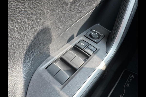 Toyota RAV4 2.5 Hybrid 222pk AWD Style | Trekhaak, Cloud Navigatie, Parkeersensoren, Dodehoekherkenning, Elektrische achterklep, 1650KG Trek