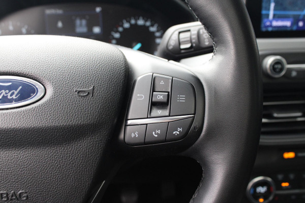 Ford Focus 1.0 EcoBoost Hybrid Active Style | Panoramadak | Winter Pack | Camera | Navigatie | Cruise control