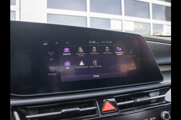 Kia Niro EV Light 64.8 kWh | Uit voorraad leverbaar l Navi l PDC l Camera