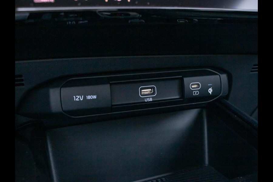 Kia Niro EV Light 64.8 kWh | Uit voorraad leverbaar l Navi l PDC l Camera
