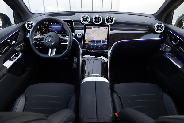 Mercedes-Benz GLC 300e AMG 4-Matic Aut9 | 313PK | Head-up | Keyles-go | Burmester | Pano | Digital-light | Sfeerverlichting | Stuurwielverw. | ACC