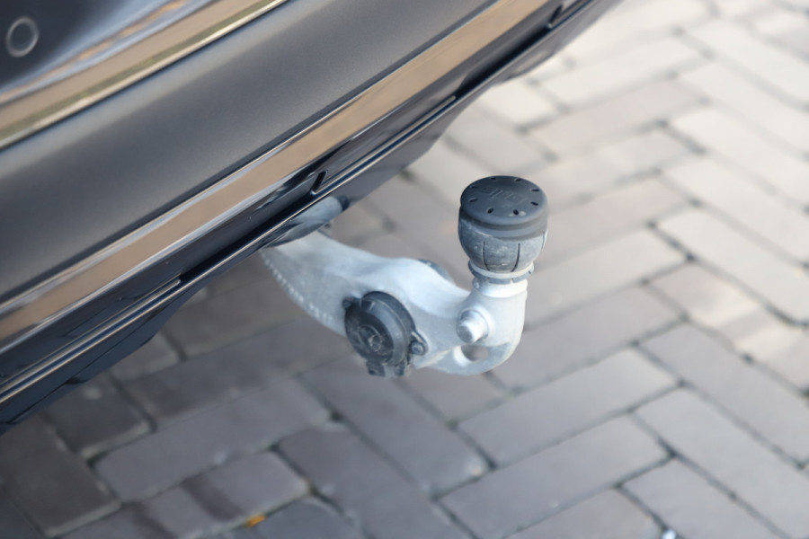 Mercedes-Benz GLC 300e AMG 4-Matic Aut9 | 313PK | Head-up | Keyles-go | Burmester | Pano | Digital-light | Sfeerverlichting | Stuurwielverw. | ACC