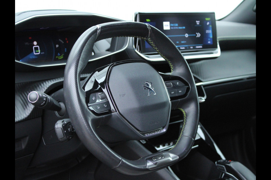 Peugeot e-2008 EV GT 50 kWh NL AUTO | CAMERA | CARPLAY | 3D COCKPIT