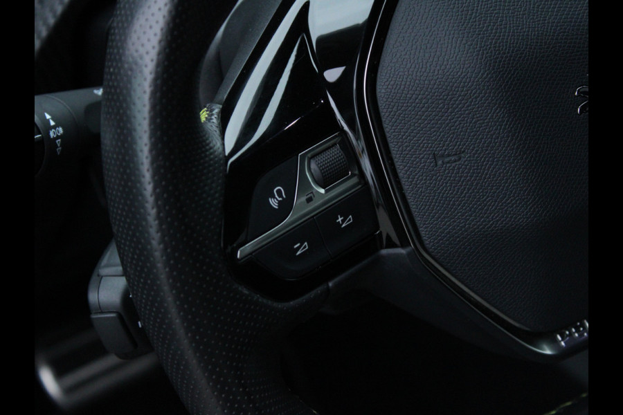 Peugeot e-2008 EV GT 50 kWh NL AUTO | CAMERA | CARPLAY | 3D COCKPIT