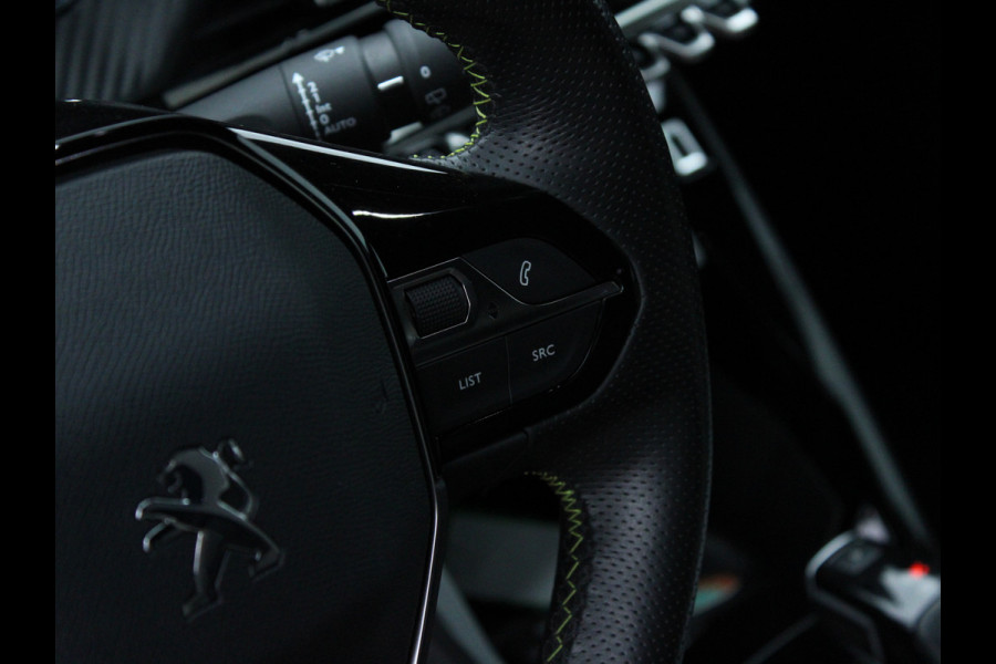 Peugeot e-2008 EV GT 50 kWh NL AUTO | CAMERA | CARPLAY | 3D COCKPIT