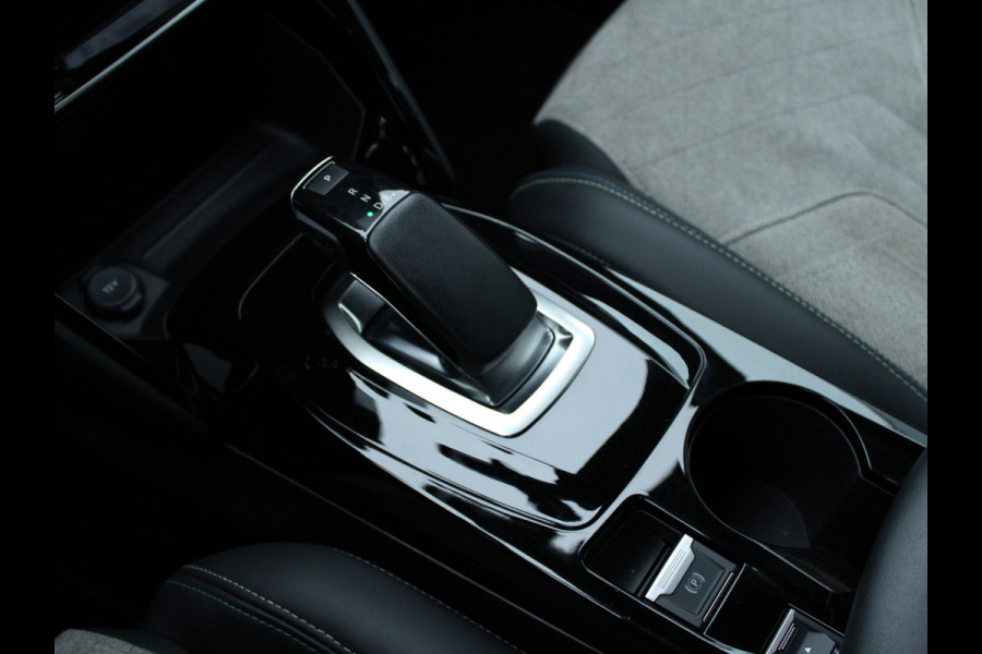 Peugeot e-2008 EV GT 50 kWh NL AUTO | CAMERA | CARPLAY | 3D COCKPIT